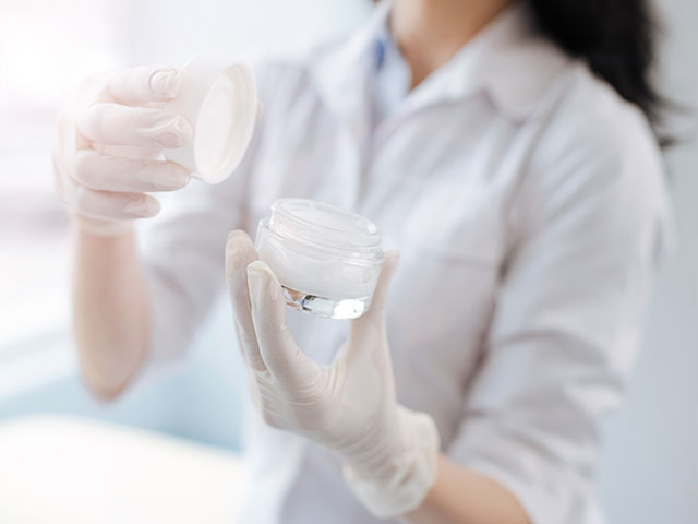 醫療級保養品 640x480